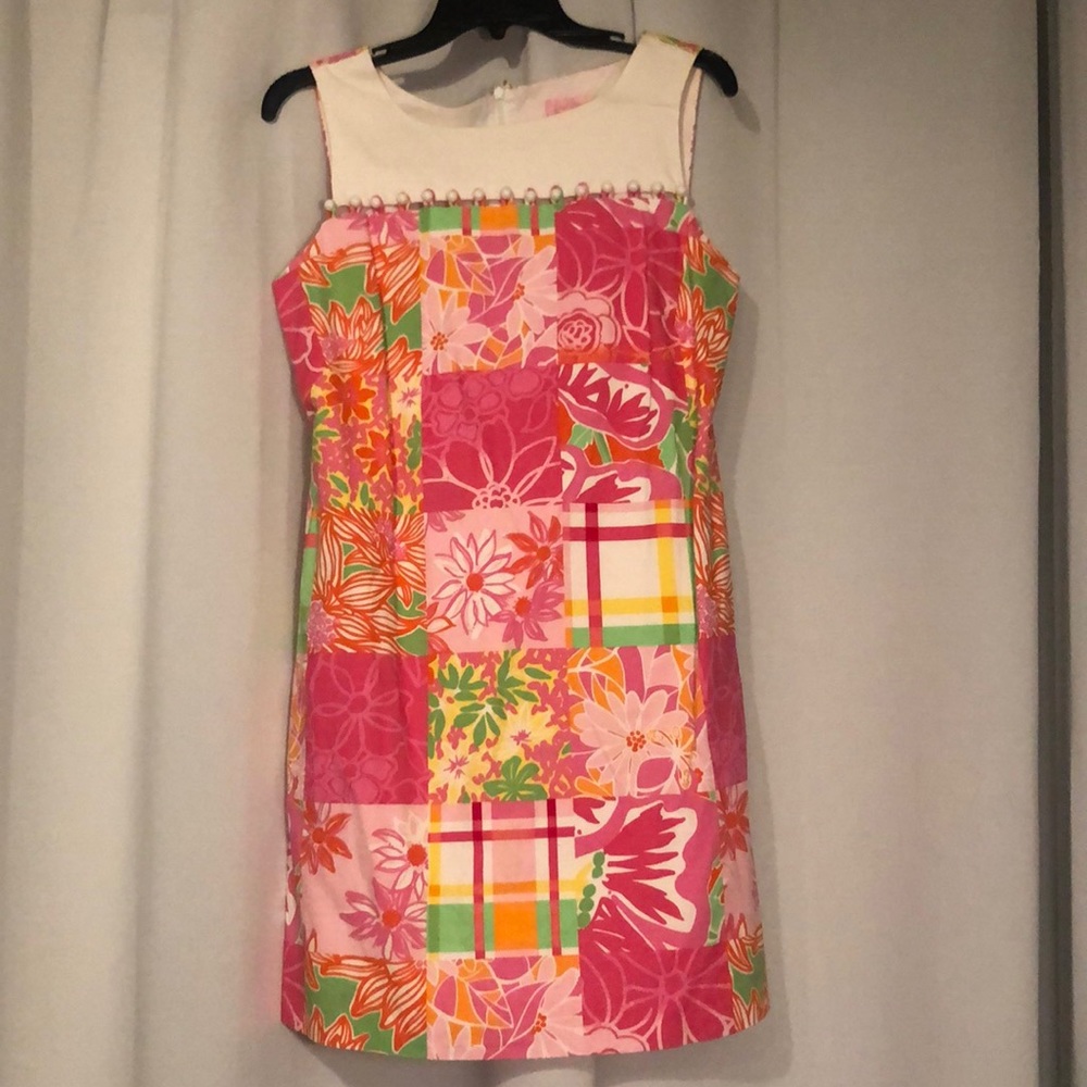 Lilly Pulitzer Shift Dress with Pearl detail sz 4